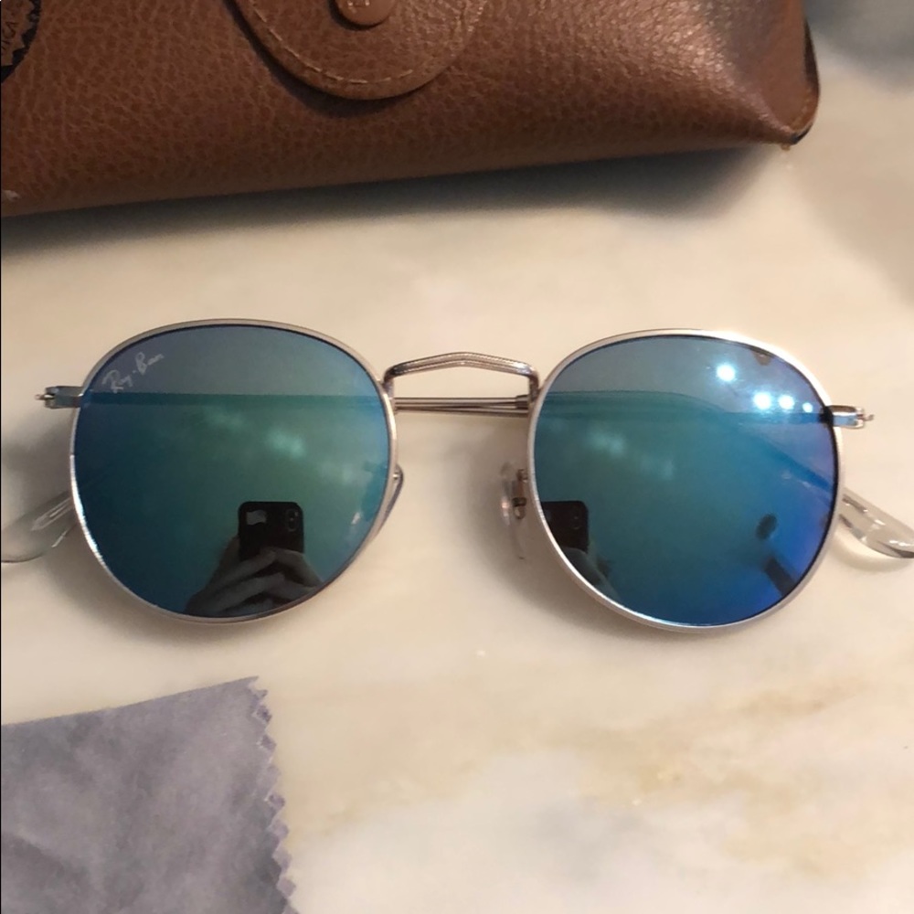 Ray bans - Picture 2 of 4
